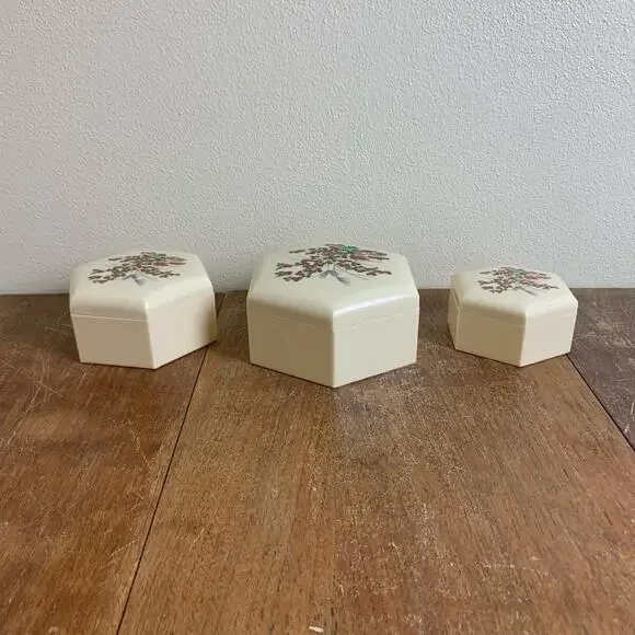 Vintage Hexagon Plastic Melamine Nesting Trinket Box Set‎ White With Red Flowers - Picture 4 of 8